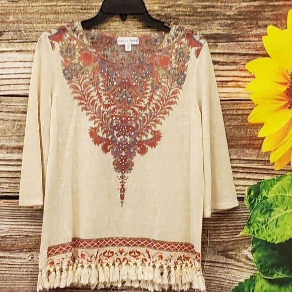 Rebecca malone Pullover shirt tassel bottom NWT - Picture 1 of 7